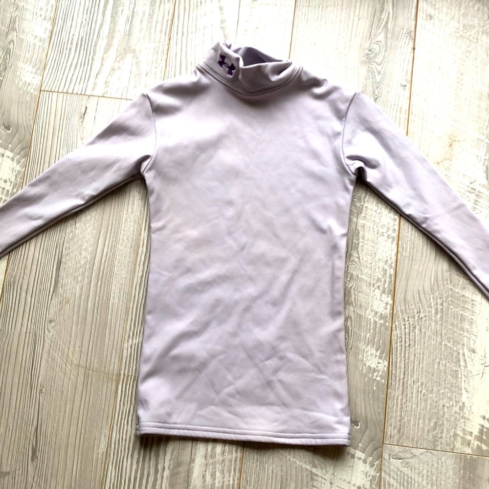 Purple turtleneck with long sleeves never been worn